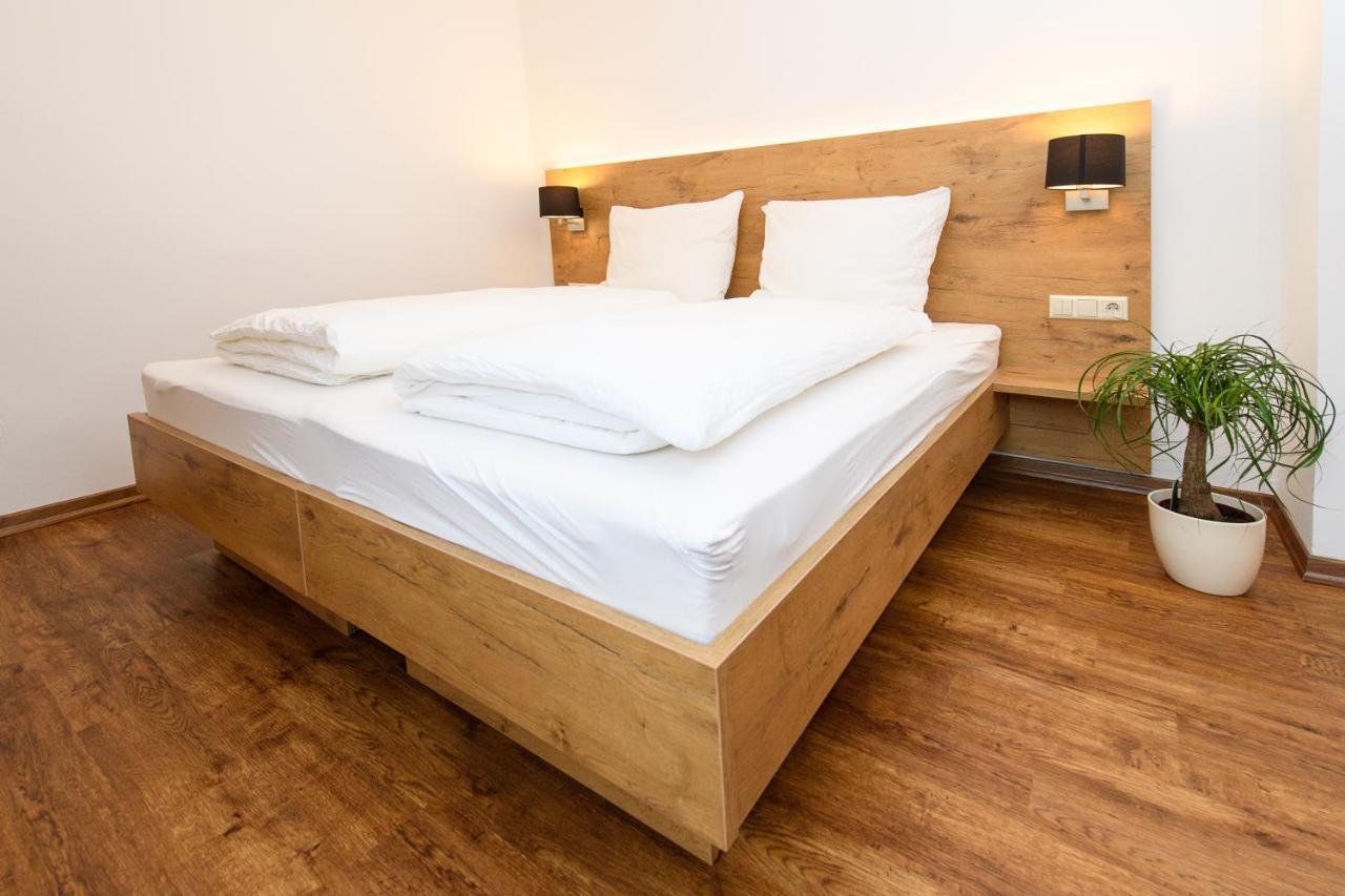 Zum Scheffelhof Hotel Maulbronn Eksteriør billede