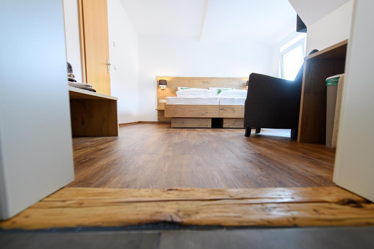 Zum Scheffelhof Hotel Maulbronn Eksteriør billede